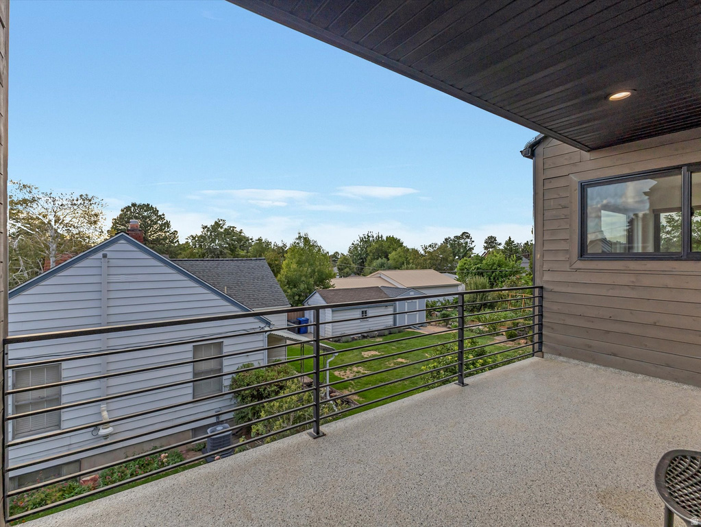 2215 E 3205 S Millcreek, UT 84109