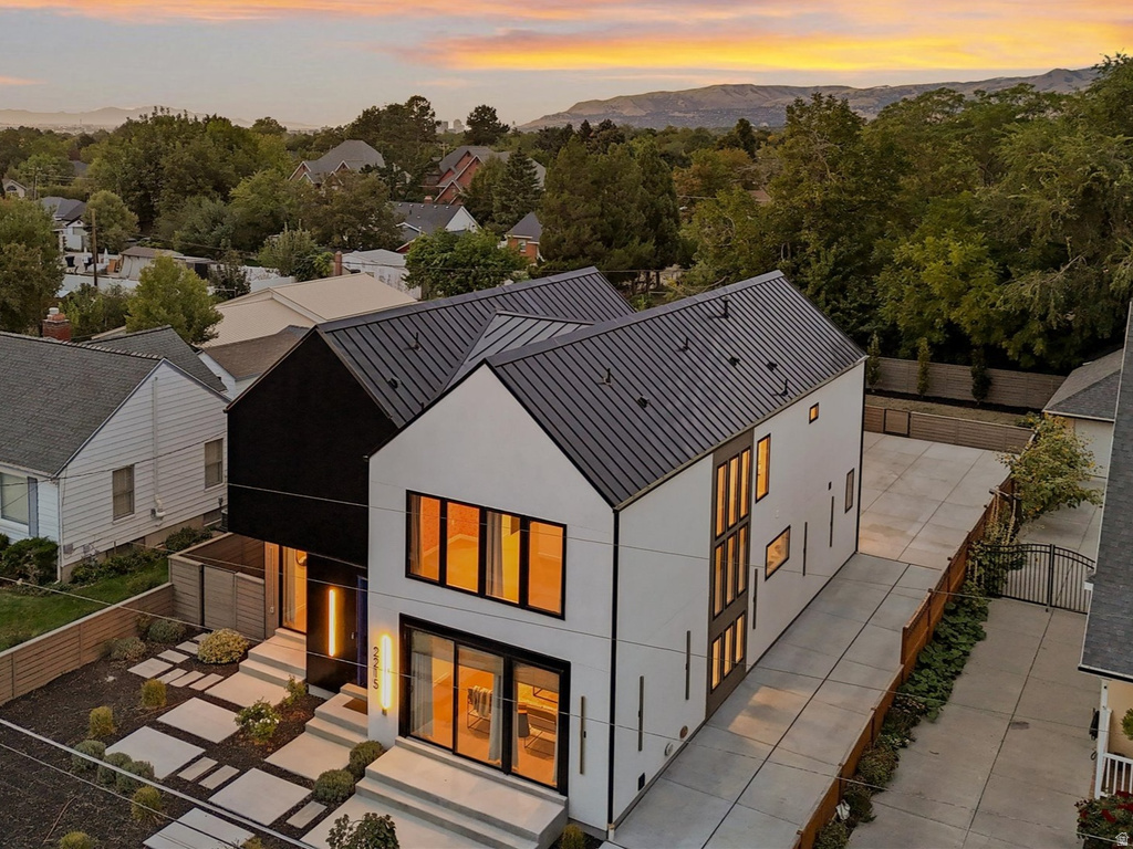 2215 E 3205 S Millcreek, UT 84109