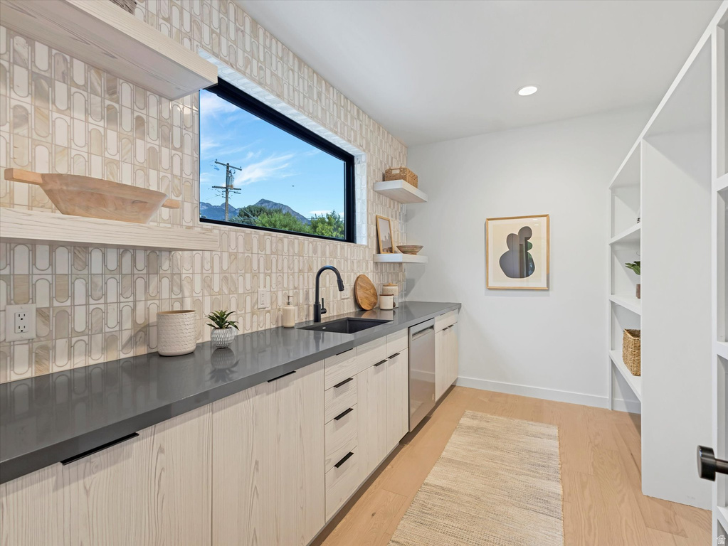 2215 E 3205 S Millcreek, UT 84109