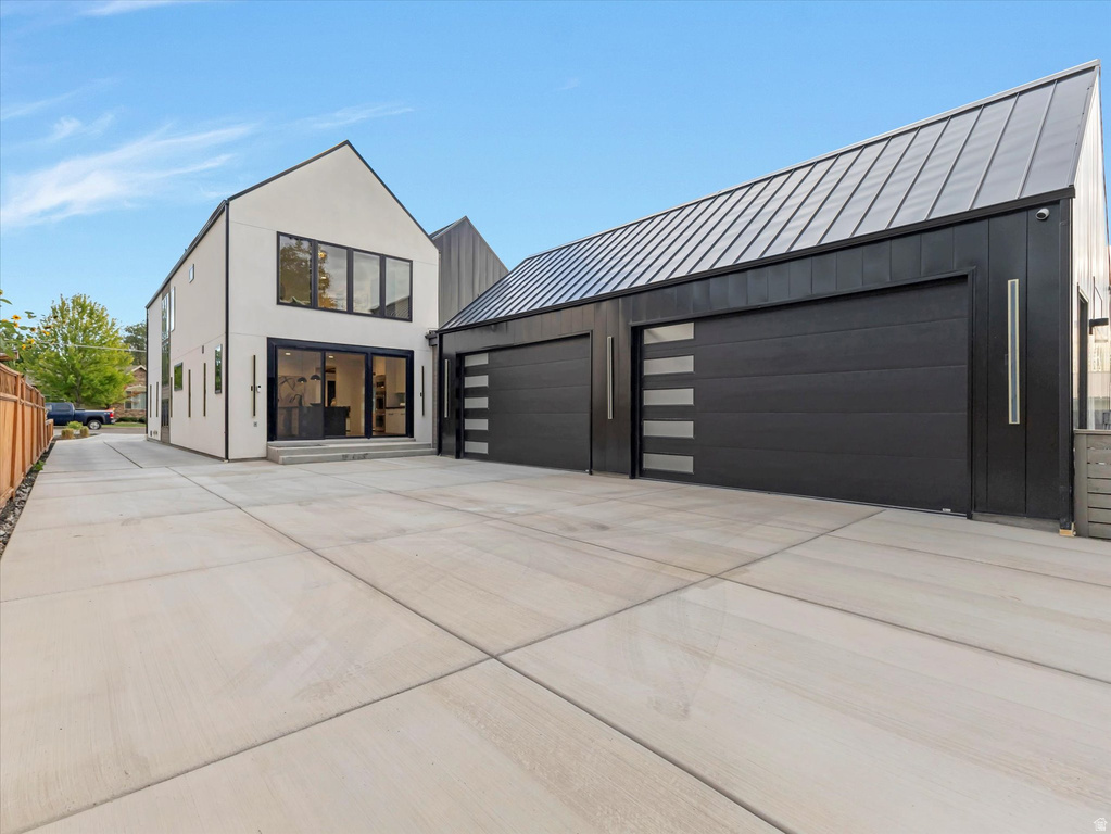 2215 E 3205 S Millcreek, UT 84109