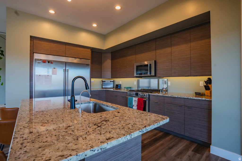 2176 S SOUTHGATE HILLS DR St George, UT 84770