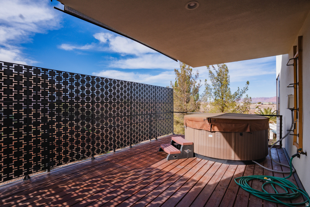 2176 S SOUTHGATE HILLS DR St George, UT 84770