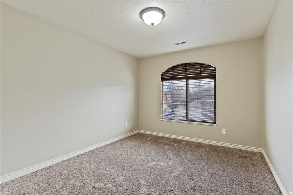 794 S 700 W Layton, UT 84041