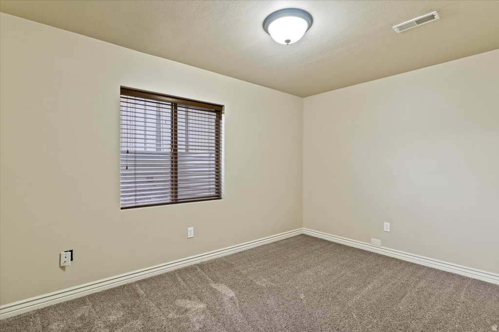 794 S 700 W Layton, UT 84041