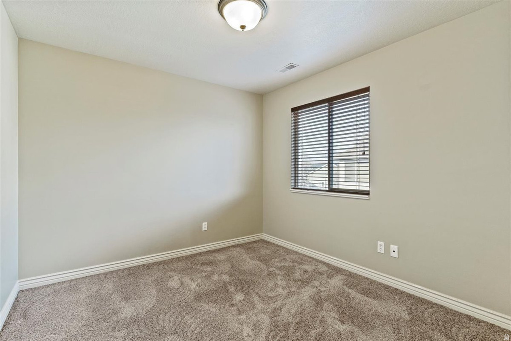 794 S 700 W Layton, UT 84041