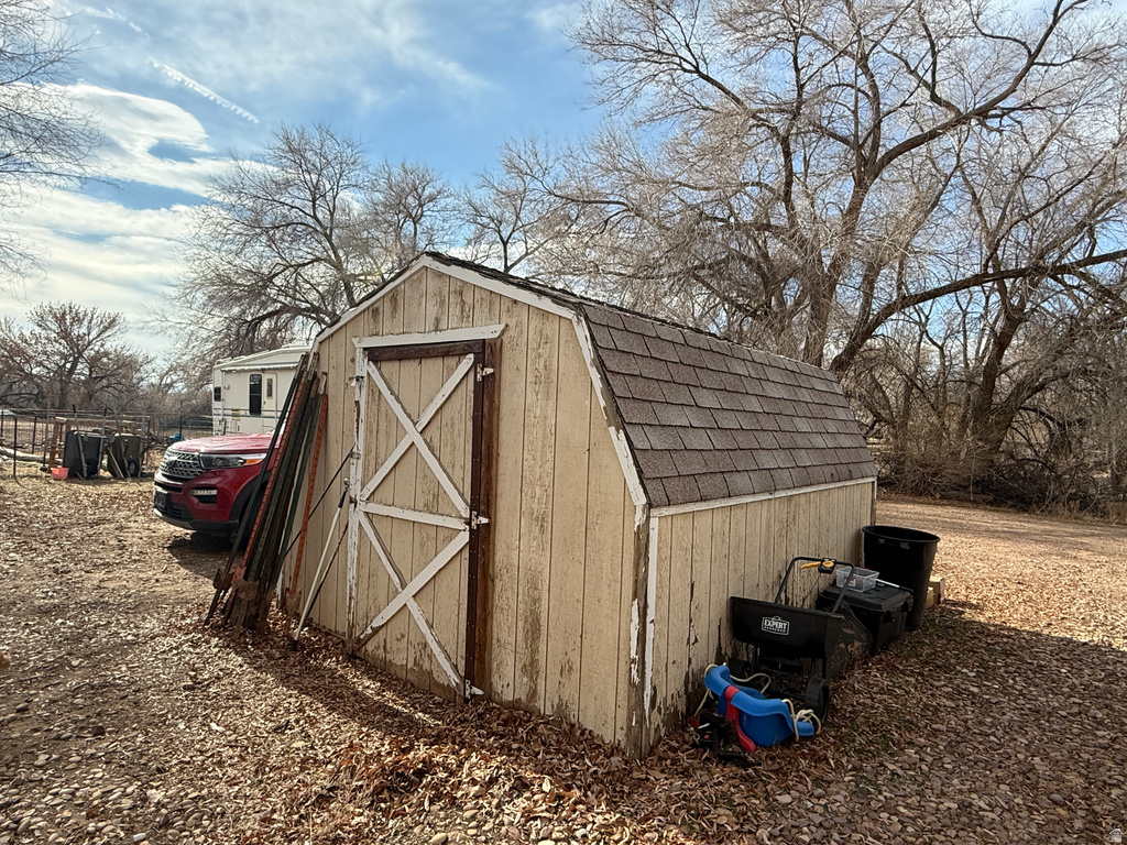 1961 COVE RD Roosevelt, UT 84066