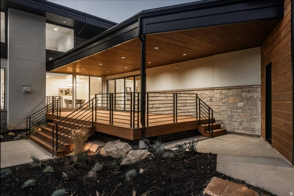 1668 E FOREST HILLS DR Millcreek, UT 84106