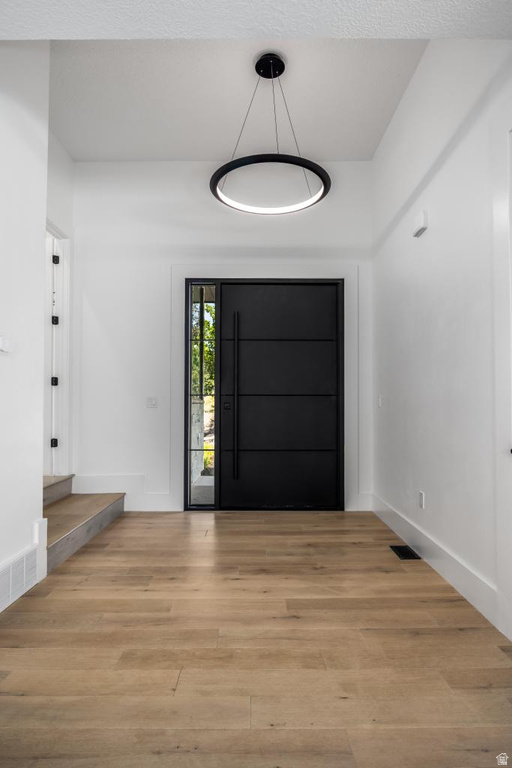 1668 E FOREST HILLS DR Millcreek, UT 84106