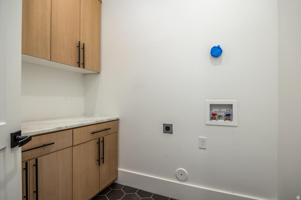 1668 E FOREST HILLS DR Millcreek, UT 84106