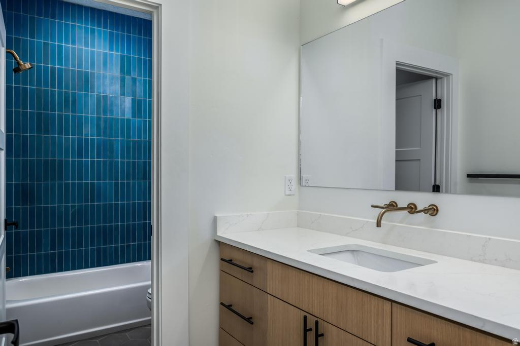 1668 E FOREST HILLS DR Millcreek, UT 84106