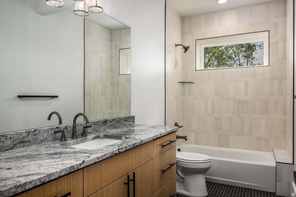 1668 E FOREST HILLS DR Millcreek, UT 84106