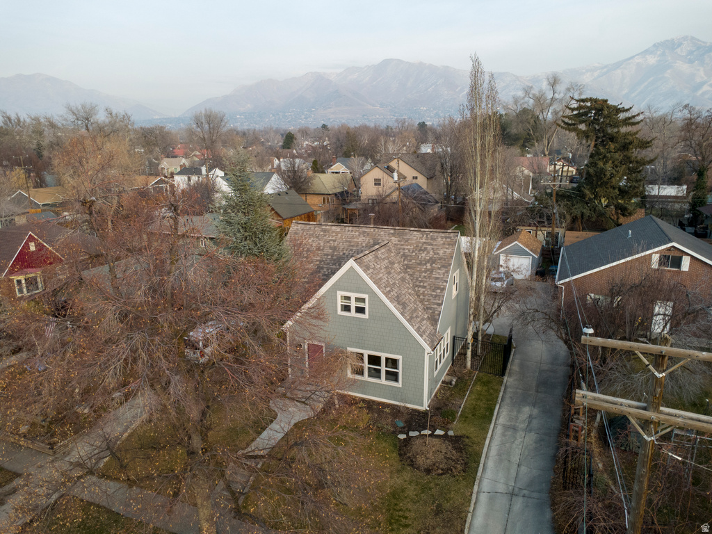 2553 S CHADWICK DR Salt Lake City, UT 84106