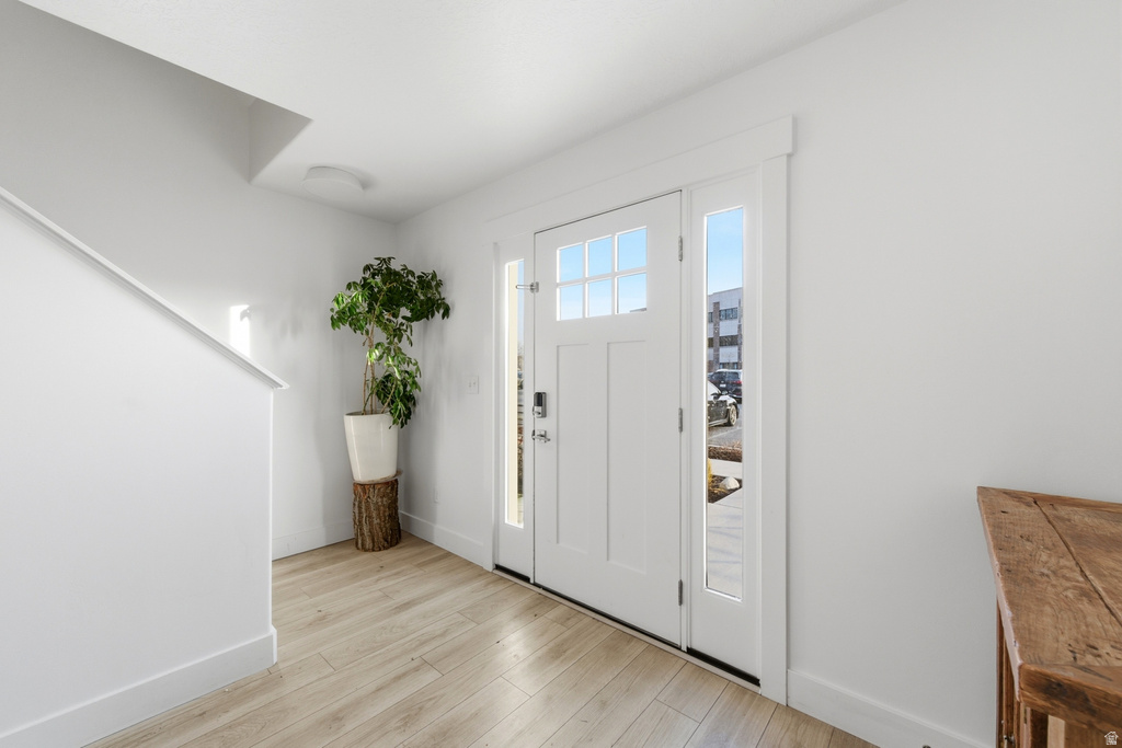 4752 S HILLHOUSE CV Murray, UT 84107