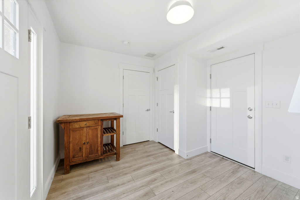 4752 S HILLHOUSE CV Murray, UT 84107