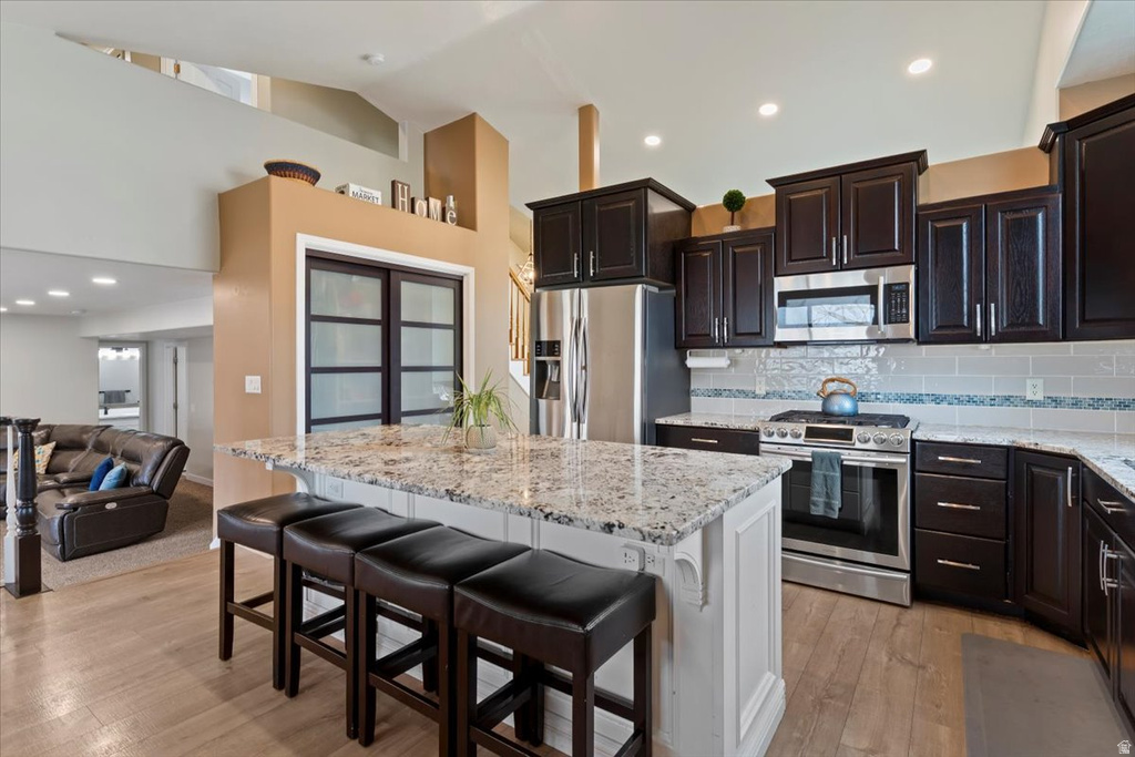 438 W 1050 N Centerville, UT 84014