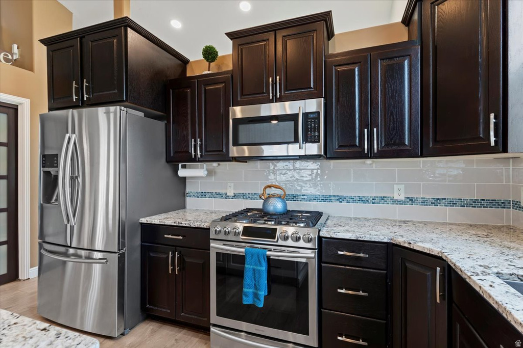 438 W 1050 N Centerville, UT 84014