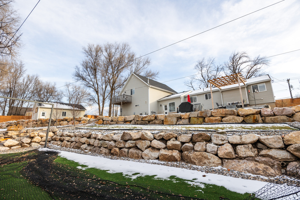 1090 E SOUTH WEBER DR South Weber, UT 84405