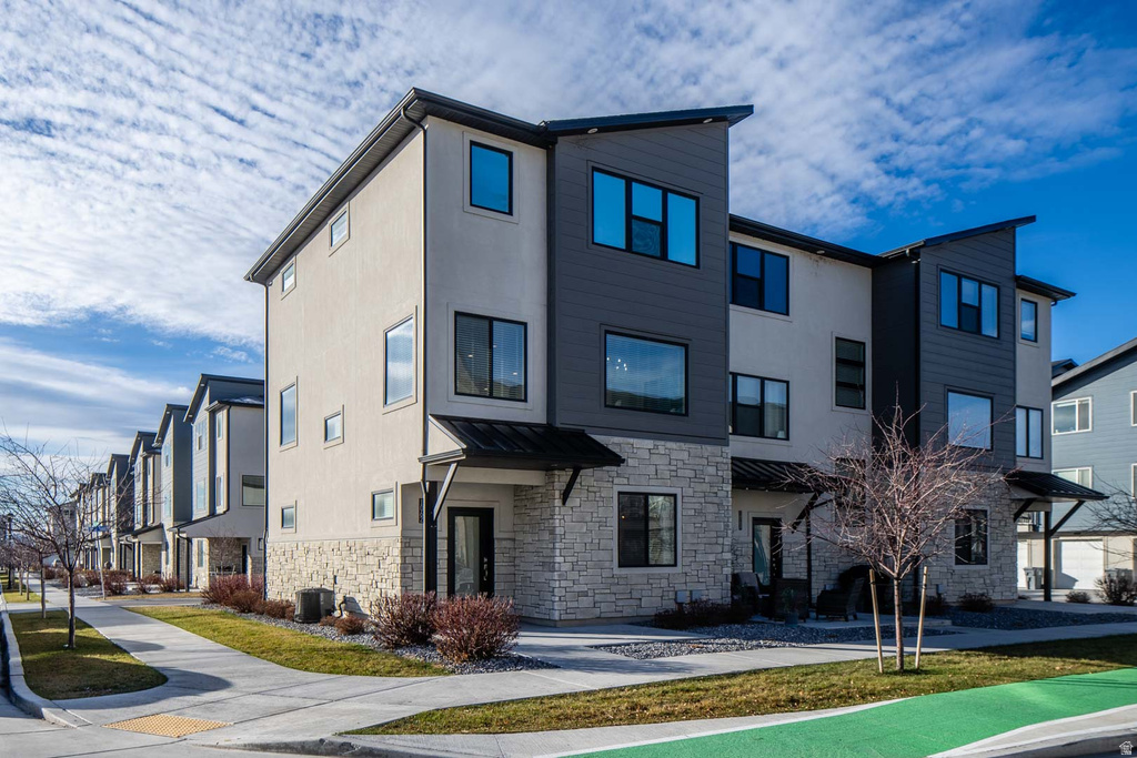 1062 W 360 S American Fork, UT 84003