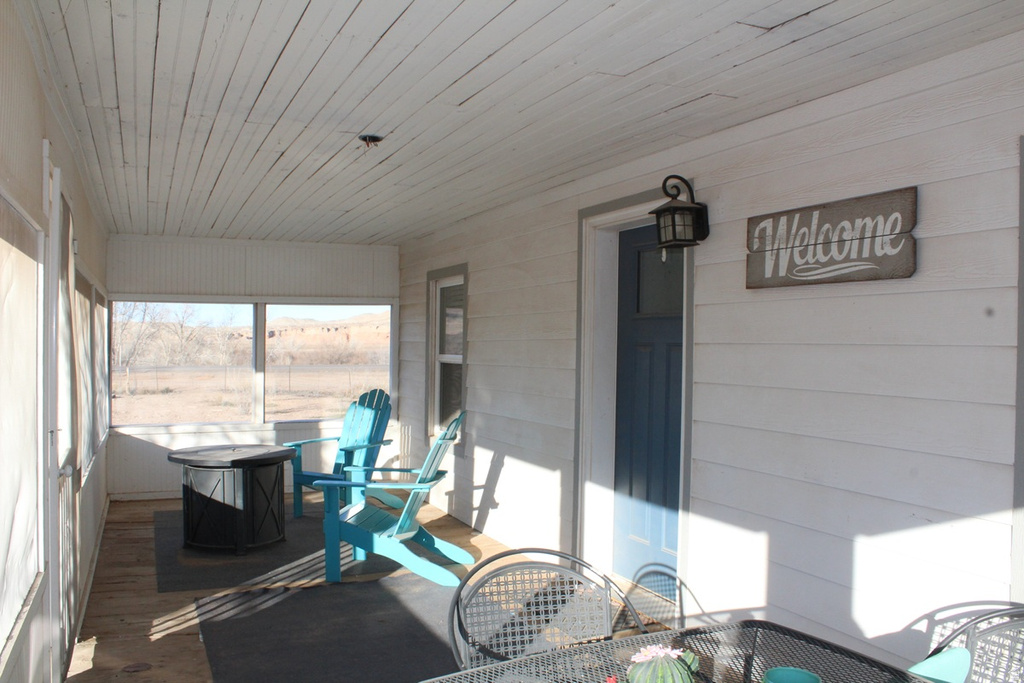 70 N 100 W Hanksville, UT 84734