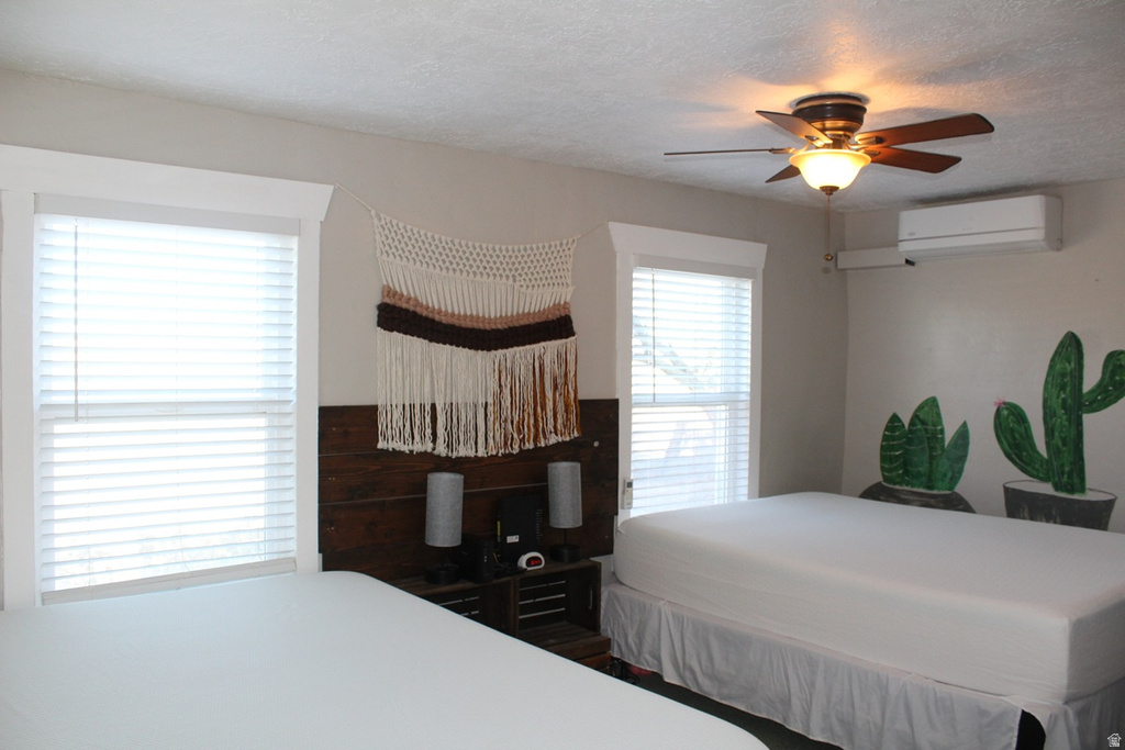 70 N 100 W Hanksville, UT 84734