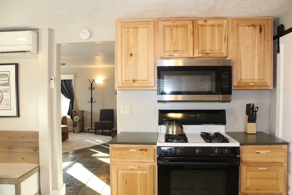 70 N 100 W Hanksville, UT 84734