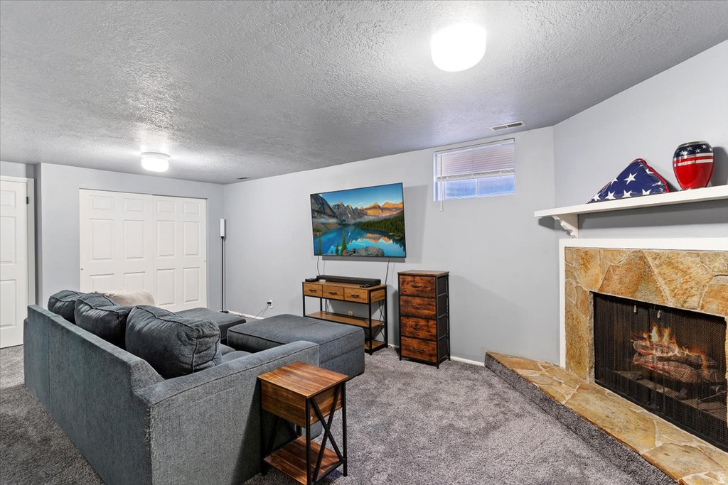 1916 E 5625 S South Ogden, UT 84403