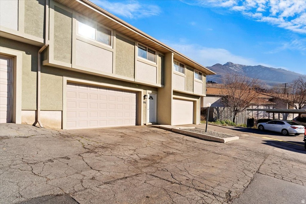 1916 E 5625 S South Ogden, UT 84403