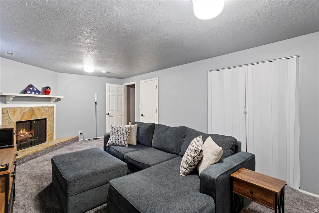 1916 E 5625 S South Ogden, UT 84403