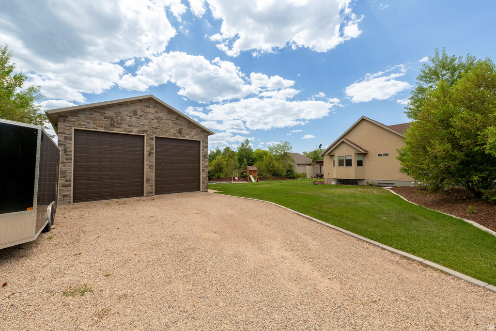 566 WILD WILLOW DR Francis, UT 84036