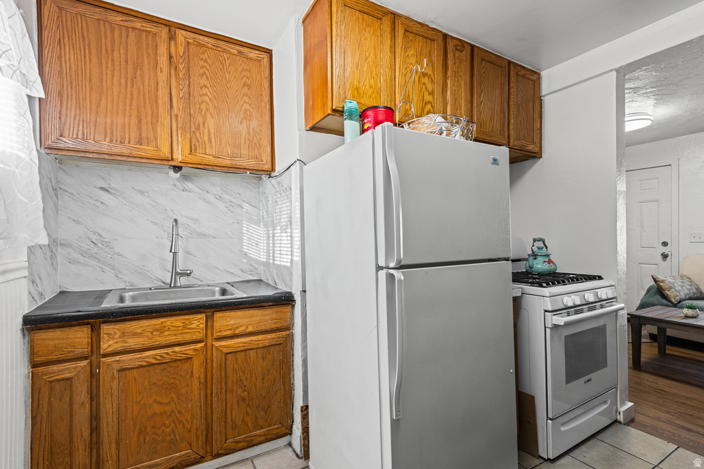 1461 W SUNSET AVE West Valley City, UT 84119