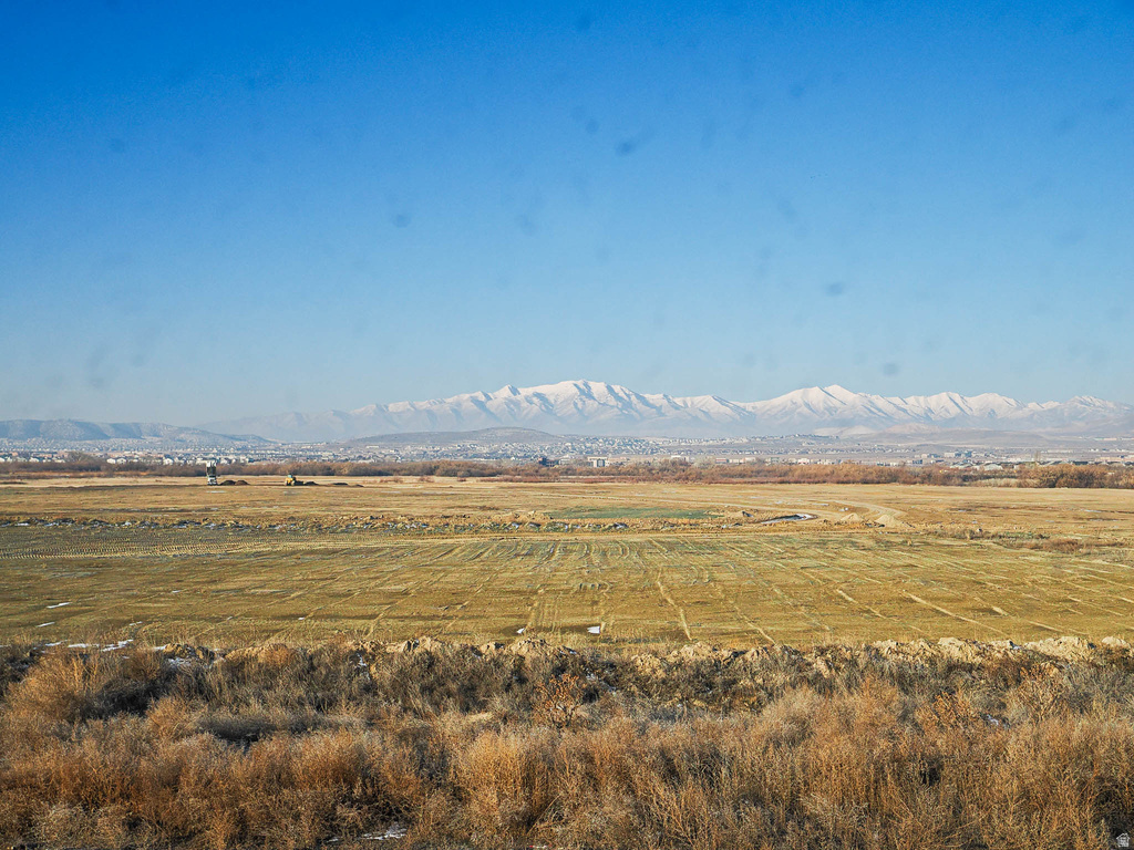 623 N SCUTTLEBUTT LN #2047 Saratoga Springs, UT 84043