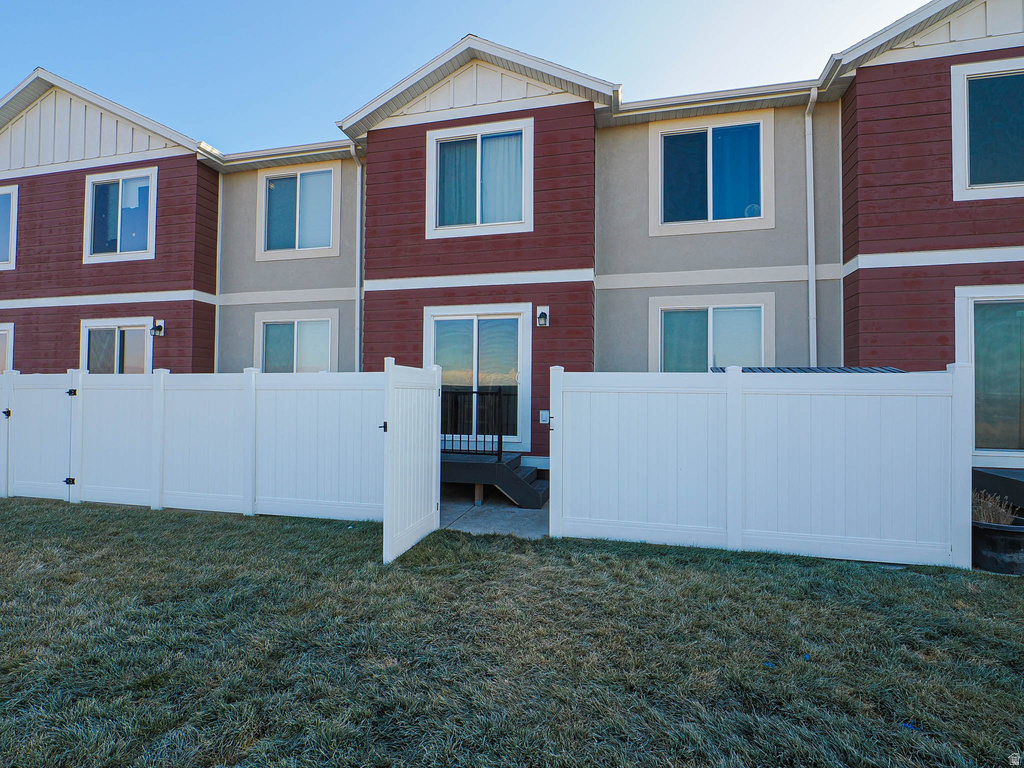 623 N SCUTTLEBUTT LN #2047 Saratoga Springs, UT 84043