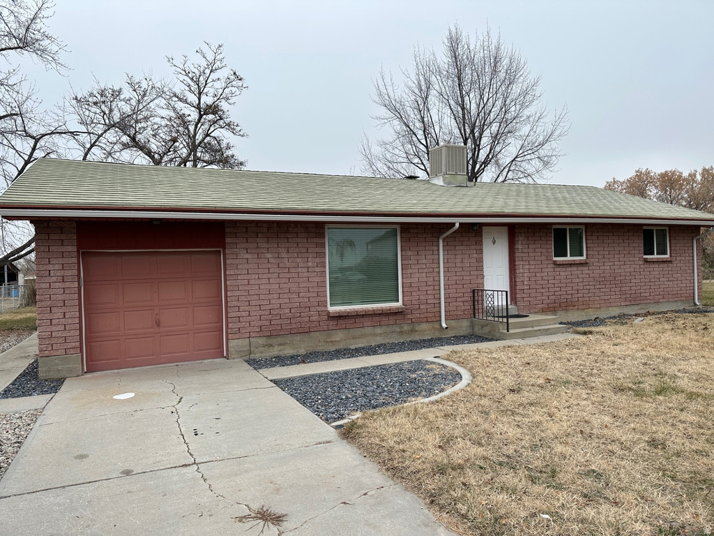 7396 W 5500 S Hooper, UT 84315