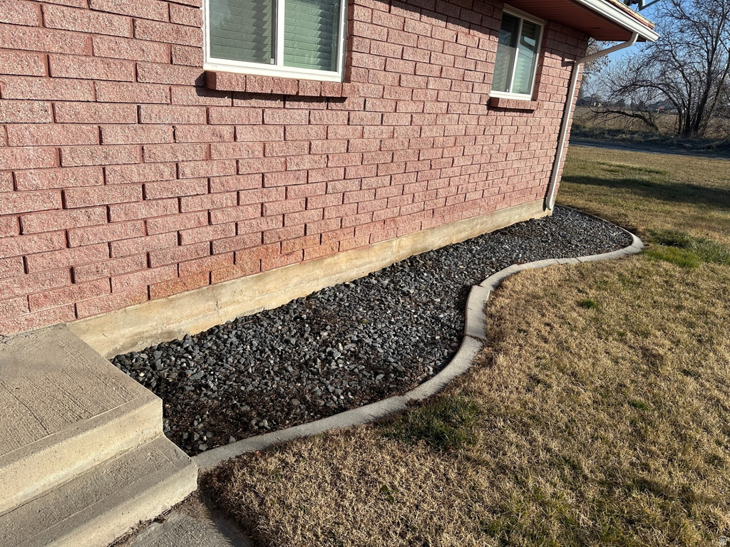 7396 W 5500 S Hooper, UT 84315