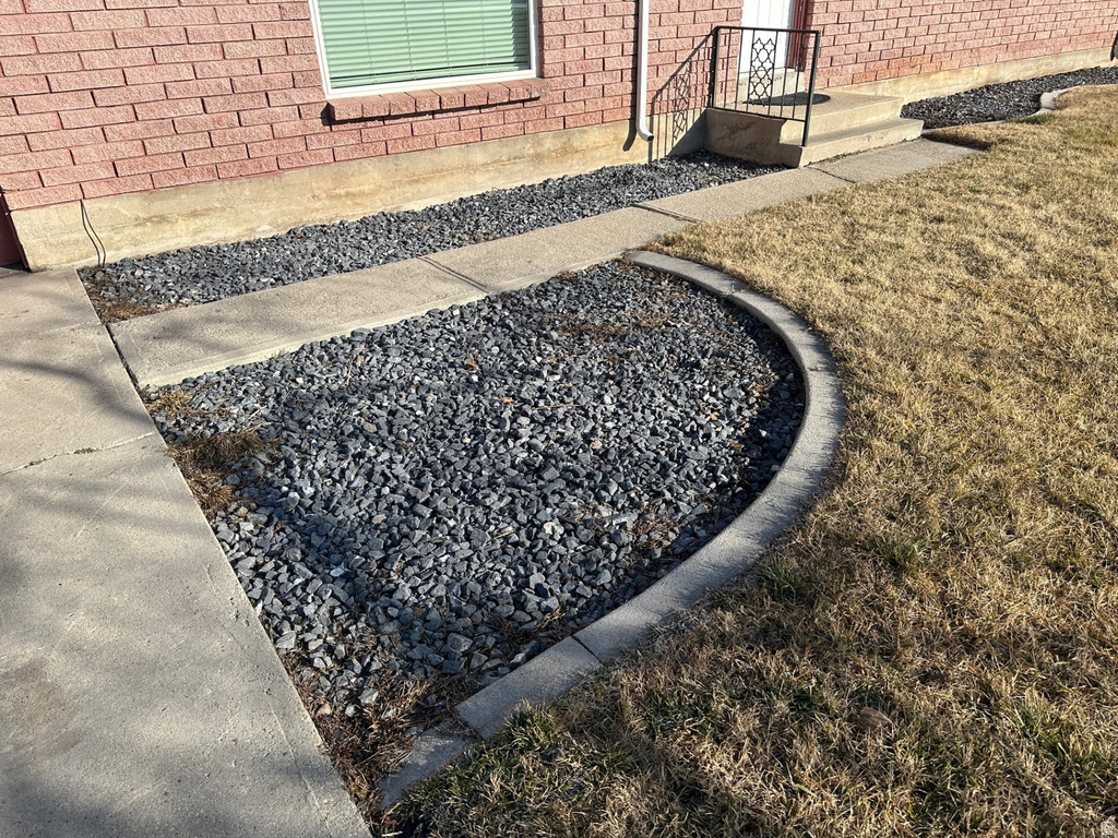 7396 W 5500 S Hooper, UT 84315