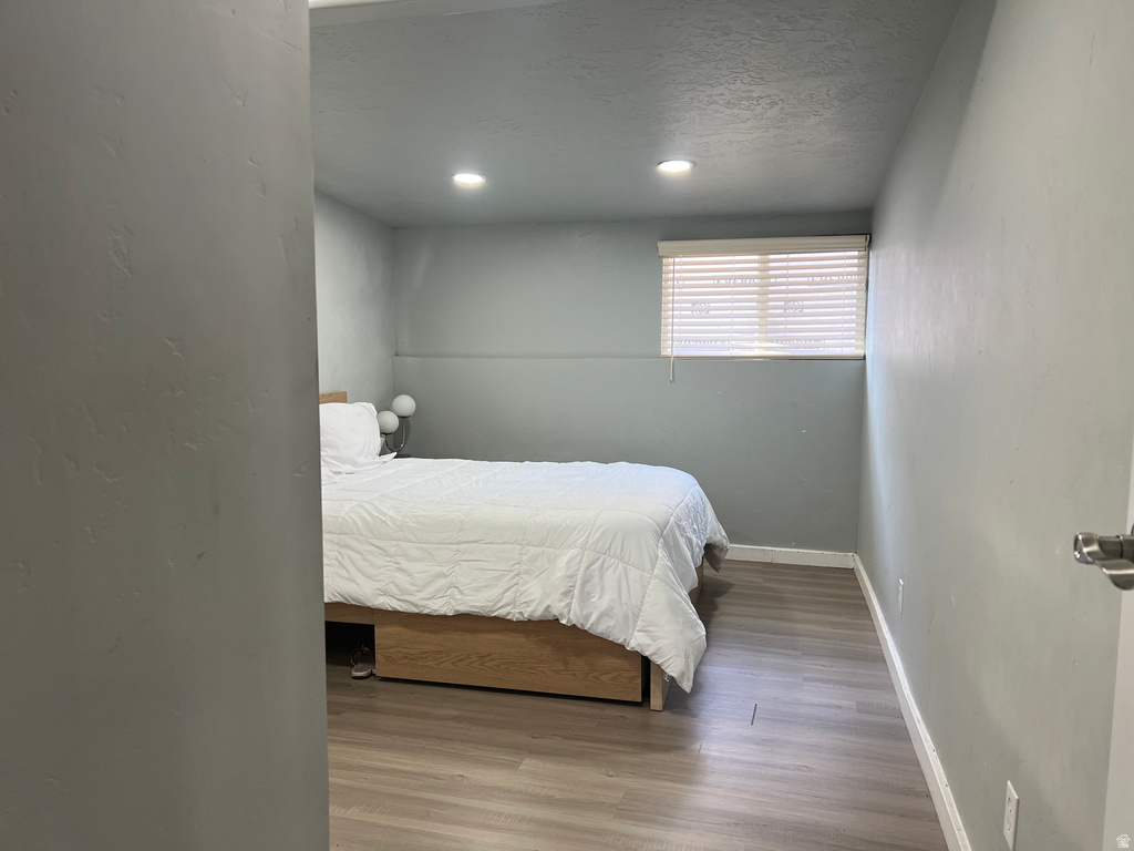 2472 S HEMPSTEAD ST West Valley City, UT 84119