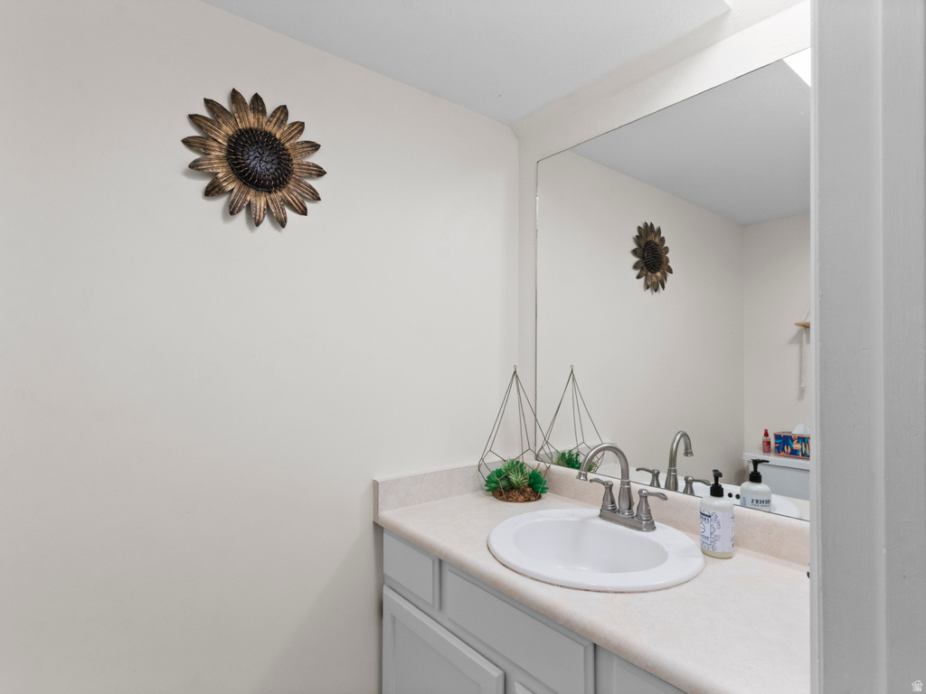 4702 S CATHAY CIR Taylorsville, UT 84123