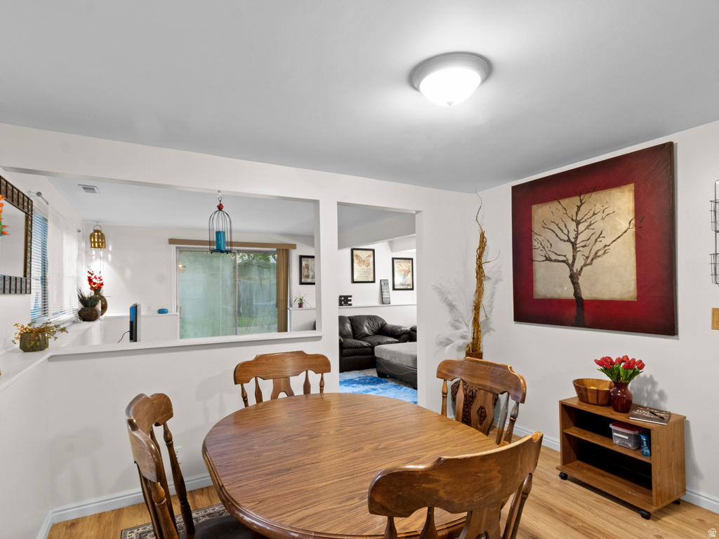 4702 S CATHAY CIR Taylorsville, UT 84123