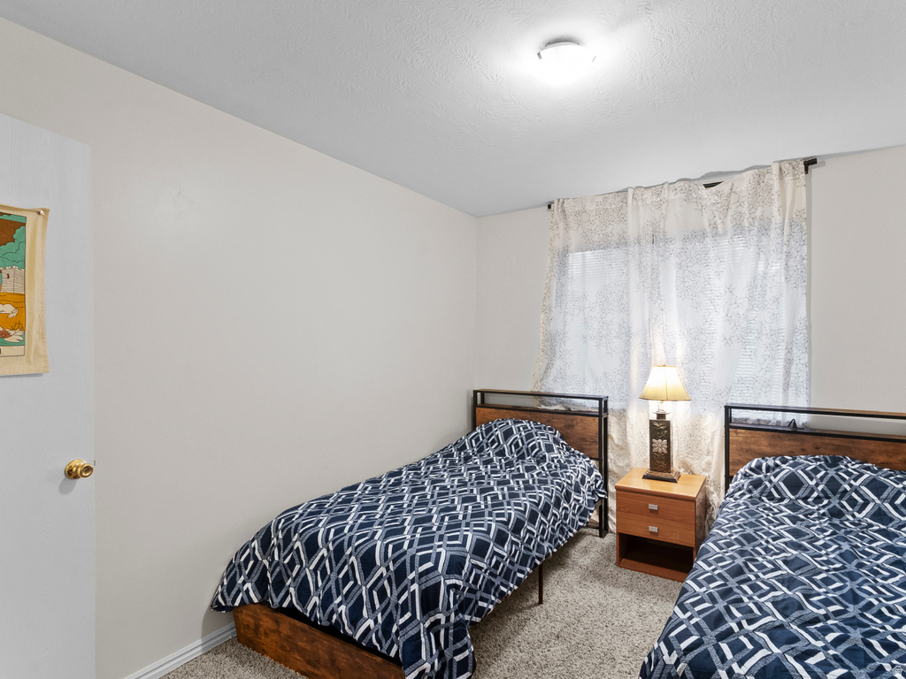 4702 S CATHAY CIR Taylorsville, UT 84123