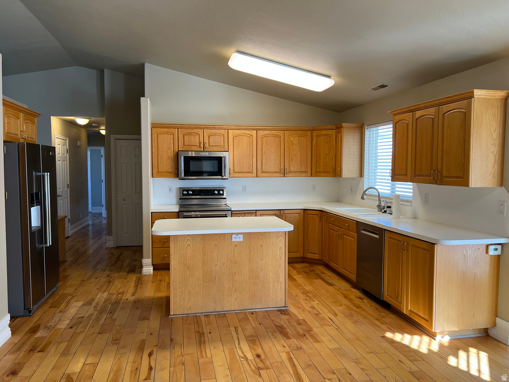 8317 S SPRATLING DR West Jordan, UT 84081