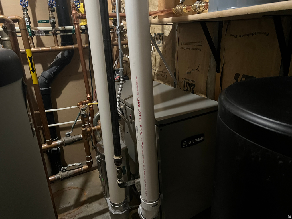 8317 S SPRATLING DR West Jordan, UT 84081