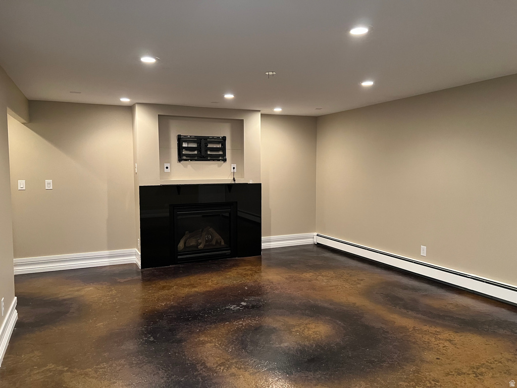 8317 S SPRATLING DR West Jordan, UT 84081