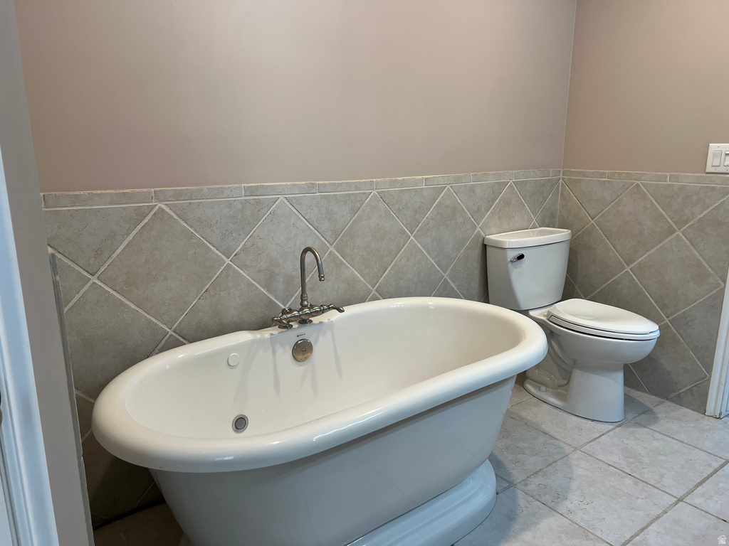 8317 S SPRATLING DR West Jordan, UT 84081