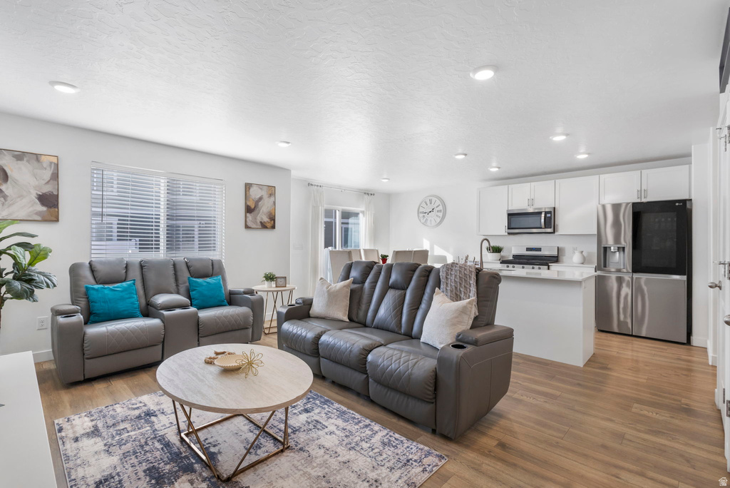 873 N 3540 W Lehi, UT 84048