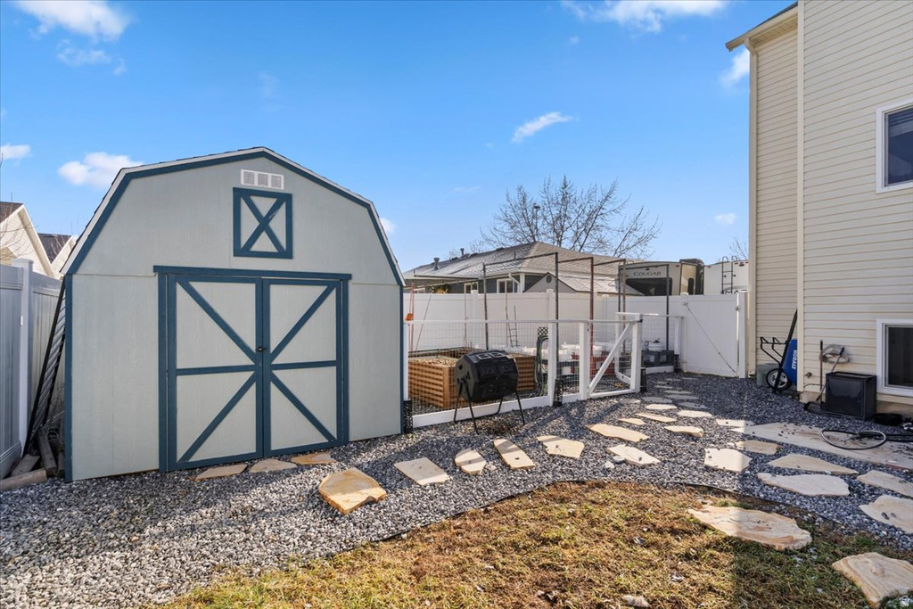 2544 W 1675 N Clinton, UT 84015