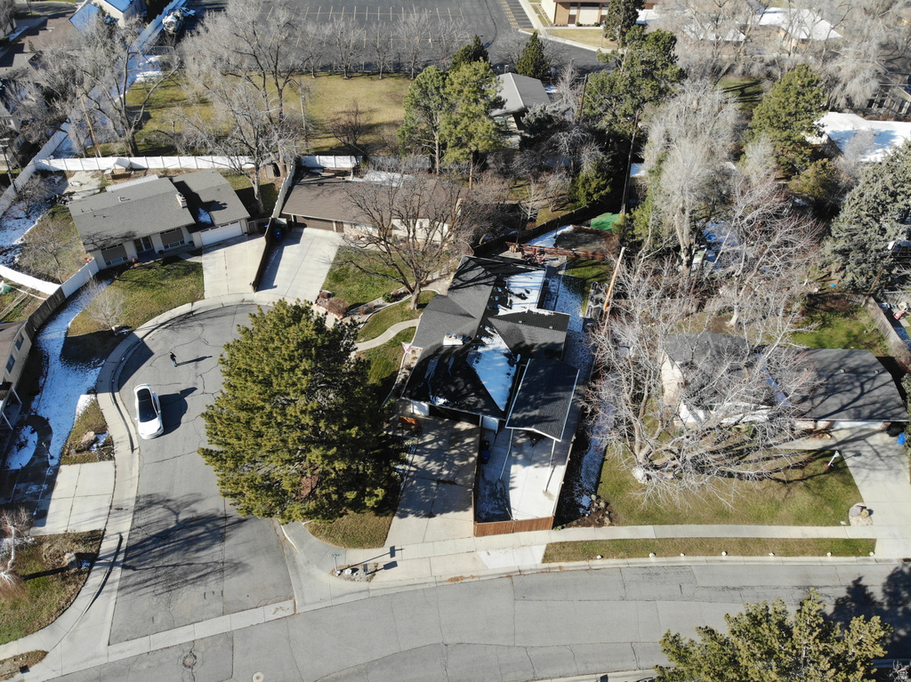 2031 E LA TOUR CIR Salt Lake City, UT 84121