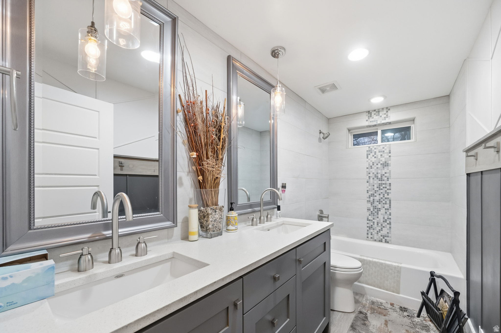 2031 E LA TOUR CIR Salt Lake City, UT 84121