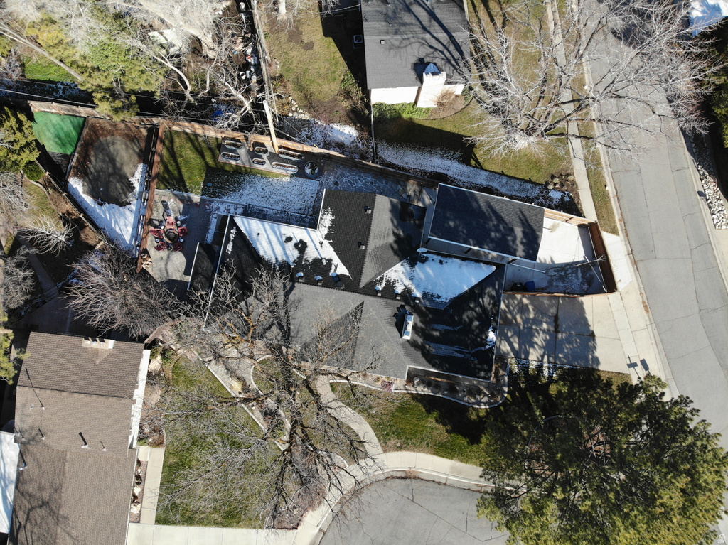 2031 E LA TOUR CIR Salt Lake City, UT 84121