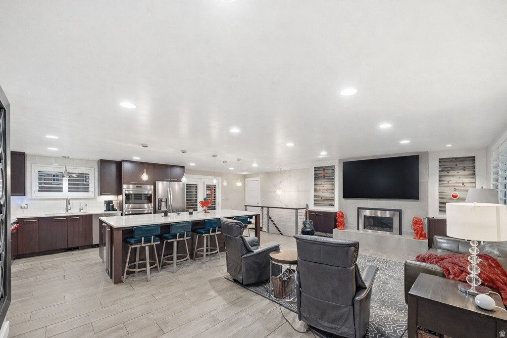 2031 E LA TOUR CIR Salt Lake City, UT 84121