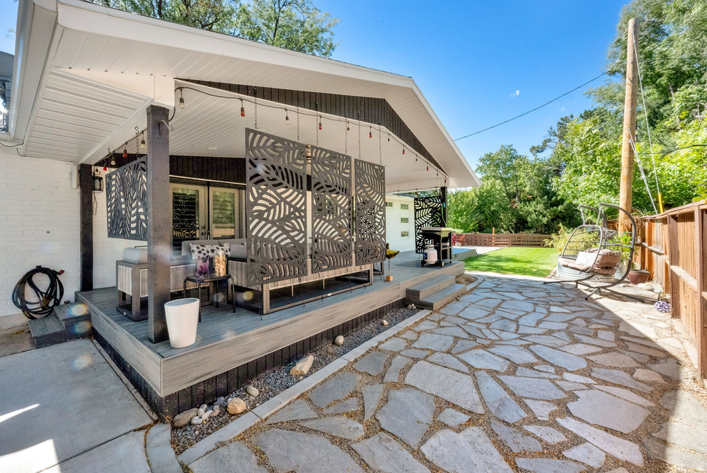 2031 E LA TOUR CIR Salt Lake City, UT 84121